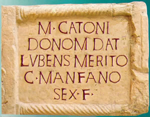 L'epigrafe di Gaio, figlio di Sesto Manfrano, a Catone.